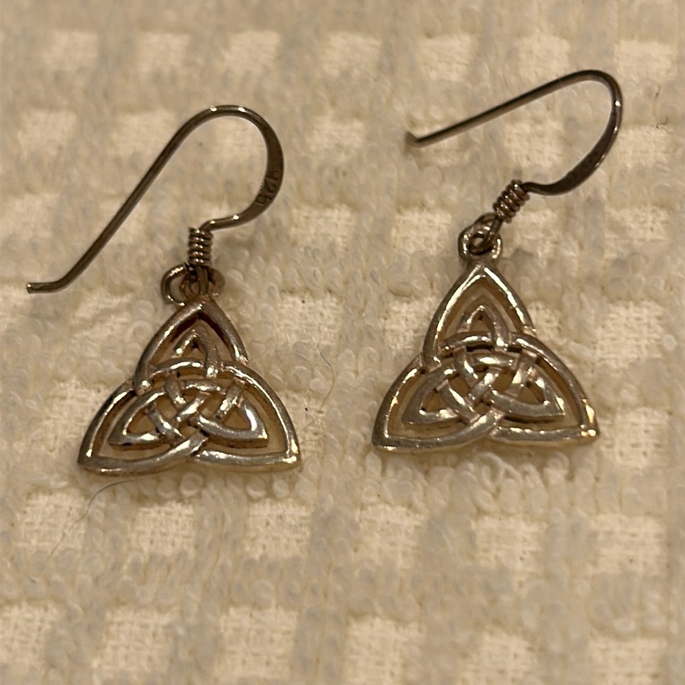 Sterling Silver Celtic Knot Earrings
